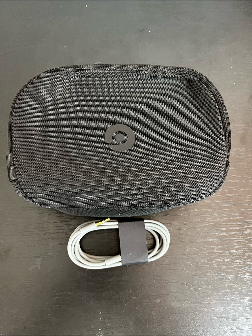 Beats by Dre Black Carrying Case with Charging Cable